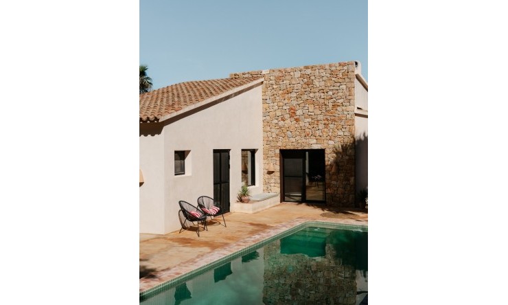 Resale - Villa -
Denia - El Montgó