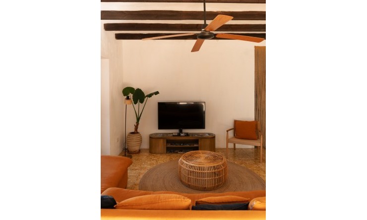 Resale - Villa -
Denia - El Montgó