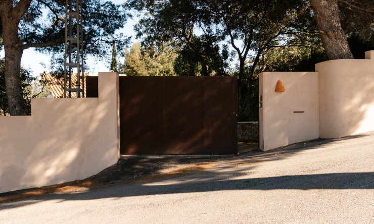 Resale - Villa -
Denia - El Montgó