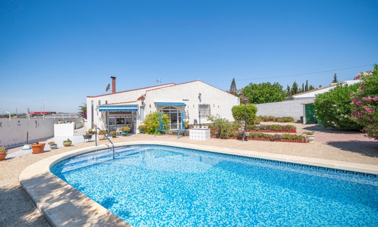Resale - Villa -
Ciudad Quesada - Rojales