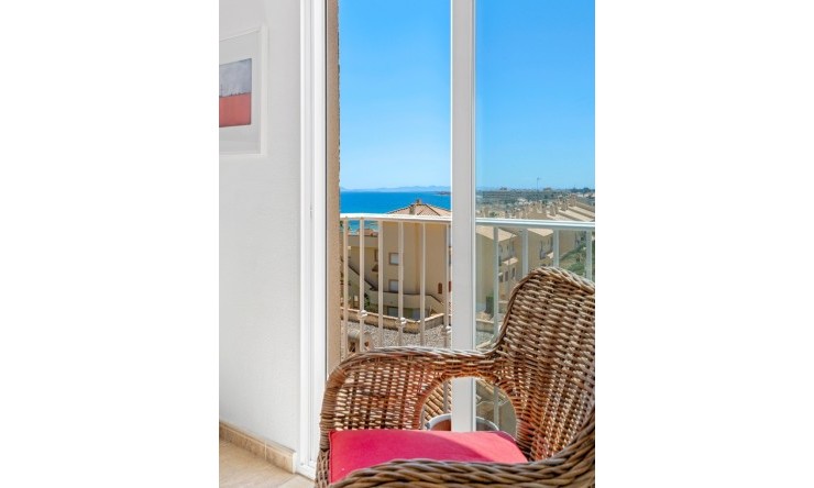 Reventa - Apartamento -
Cabo Roig