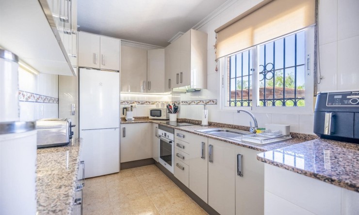 Reventa - Villa -
Sucina