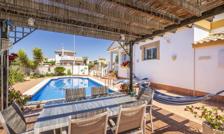 Reventa - Villa -
Sucina