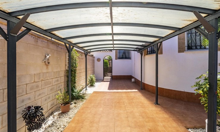 Reventa - Villa -
Sucina