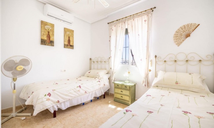 Reventa - Villa -
Sucina