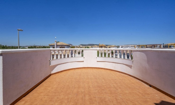 Reventa - Villa -
Sucina