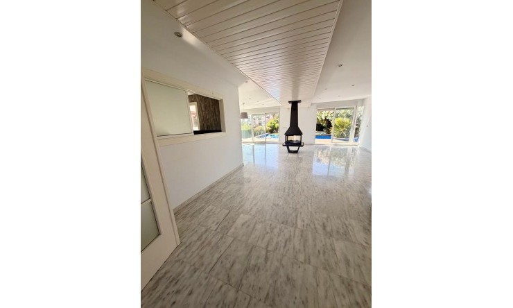 Reventa - Villa -
La Manga del Mar Menor