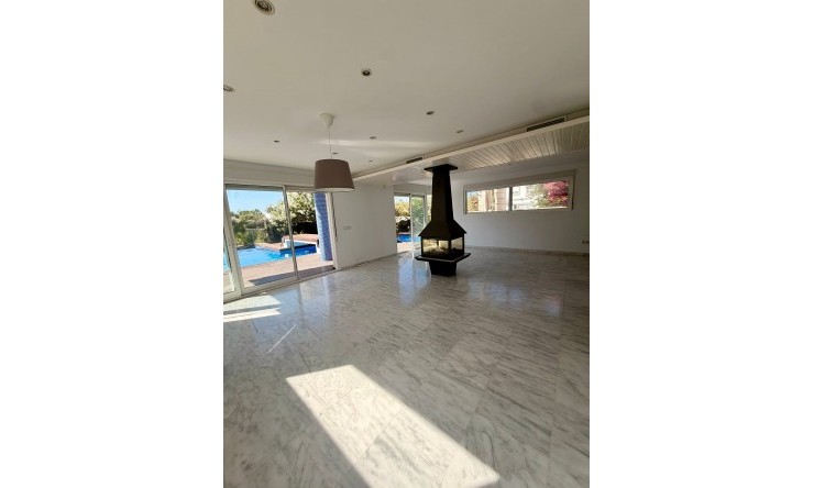 Reventa - Villa -
La Manga del Mar Menor