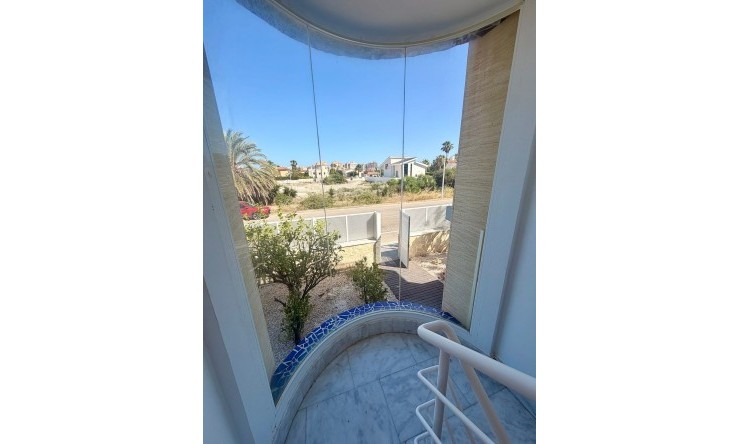 Reventa - Villa -
La Manga del Mar Menor