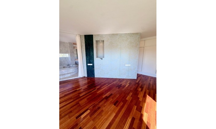 Reventa - Villa -
La Manga del Mar Menor