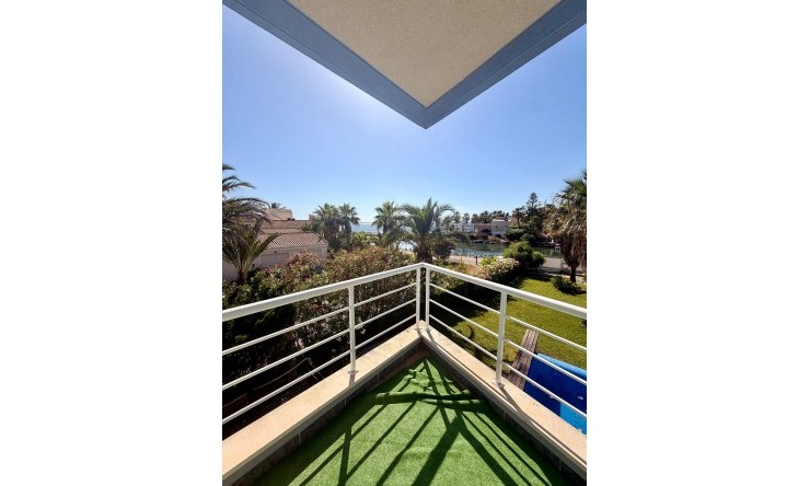 Reventa - Villa -
La Manga del Mar Menor