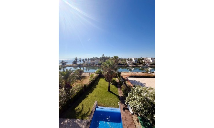 Reventa - Villa -
La Manga del Mar Menor