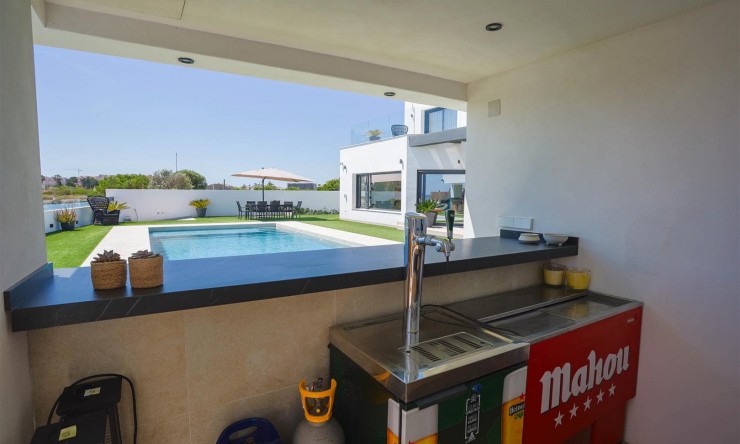 Reventa - Villa -
La Manga del Mar Menor