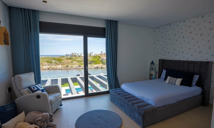 Reventa - Villa -
La Manga del Mar Menor