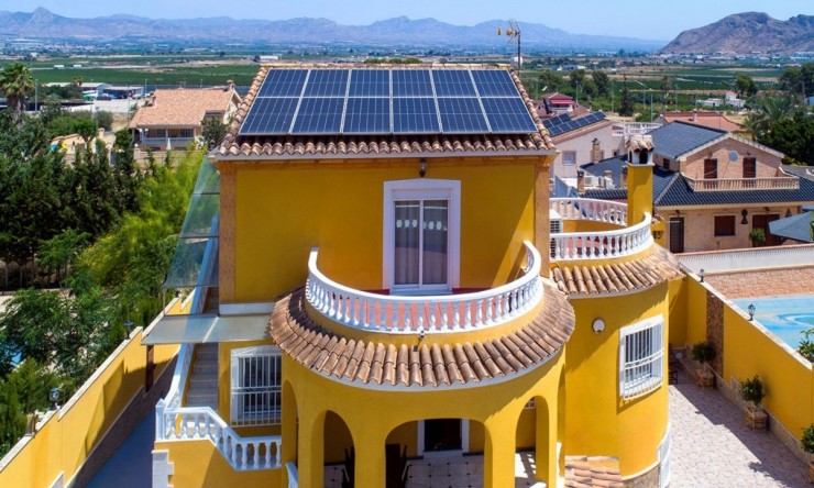 Wiederverkauf - Villa -
Orihuela