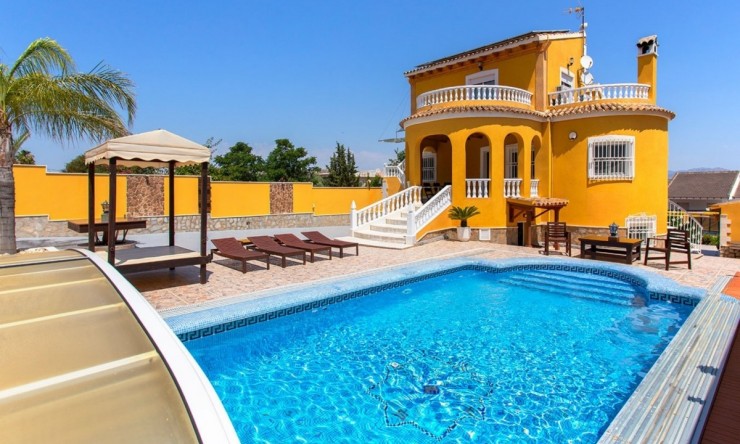 Wiederverkauf - Villa -
Orihuela