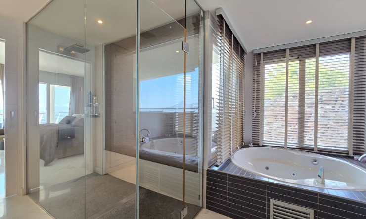 Herverkoop - Appartement -
Altea