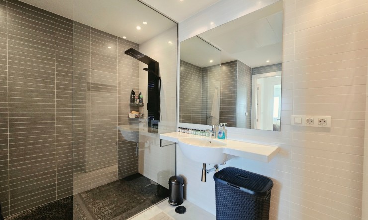 Herverkoop - Appartement -
Altea