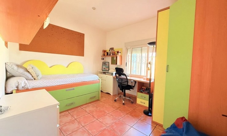 Resale - Villa -
Albir