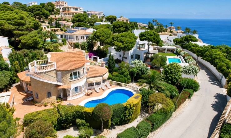 Resale - Villa -
Jávea / Xàbia - Portichol - Balcón al Mar