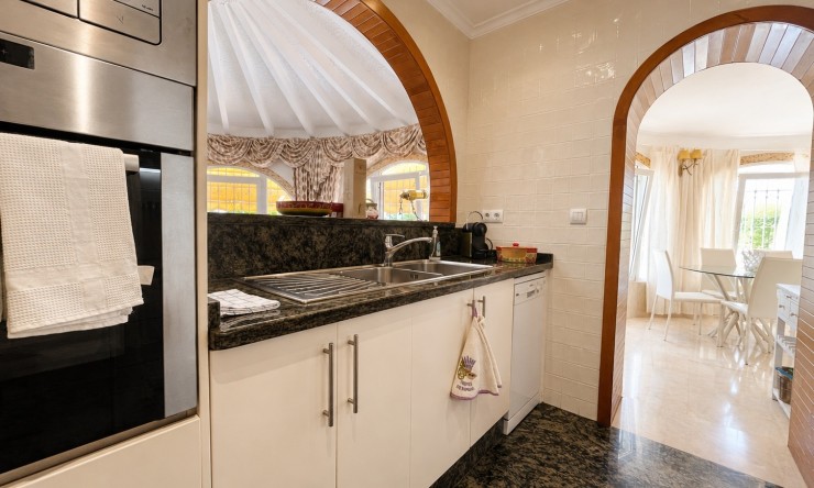 Resale - Villa -
Jávea / Xàbia - Portichol - Balcón al Mar