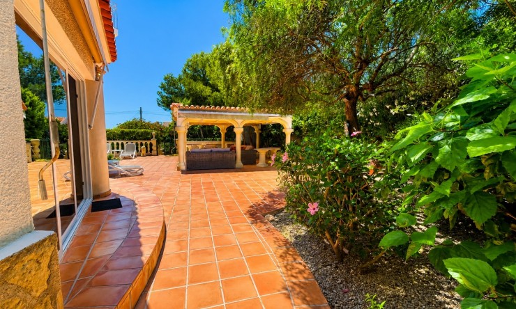 Resale - Villa -
Jávea / Xàbia - Portichol - Balcón al Mar