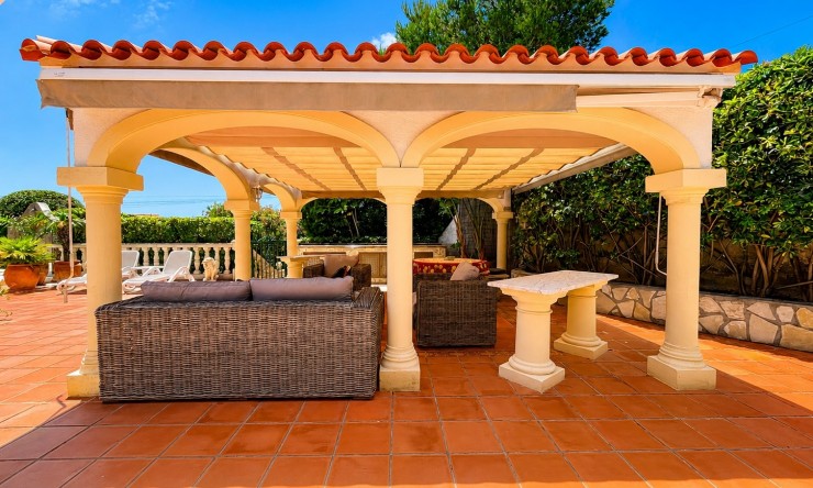 Resale - Villa -
Jávea / Xàbia - Portichol - Balcón al Mar