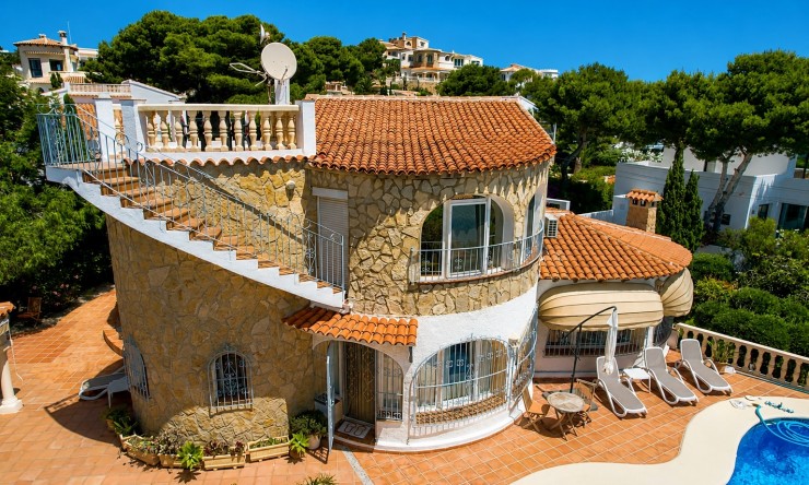 Resale - Villa -
Jávea / Xàbia - Portichol - Balcón al Mar