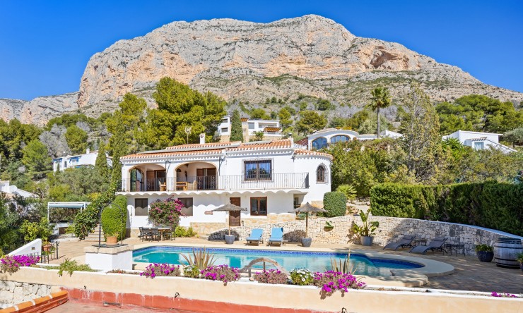 Resale - Villa -
Jávea / Xàbia - Montgó - Ermita