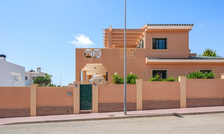 Reventa - Villa -
Ciudad Quesada - Rojales