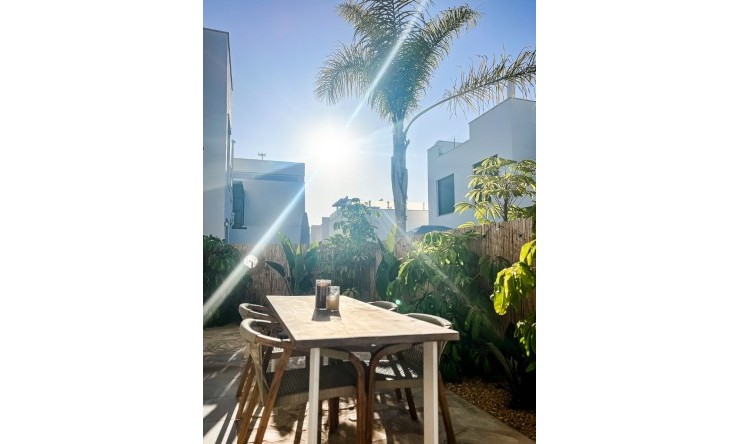Wiederverkauf - Wohnung -
SANTIAGO DE LA RIBERA - zona san blas