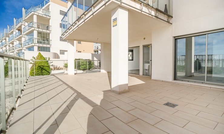 Resale - Apartment -
ORIHUELA COSTA - Los Dolses