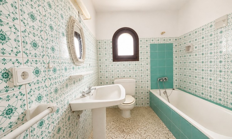 Reventa - Villa -
Benissa - La Viña - Montemar - San Jaime
