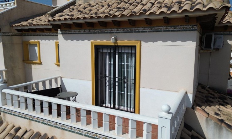 Resale - Semi detached -
Lomas de Cabo Roig