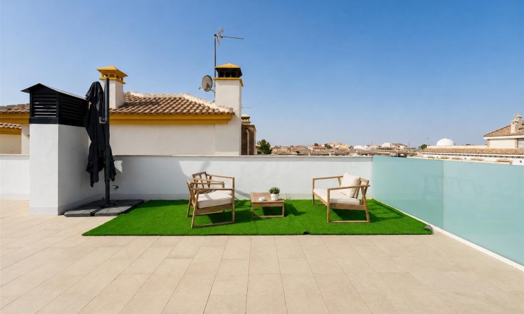 Reventa - Villa -
Roldán