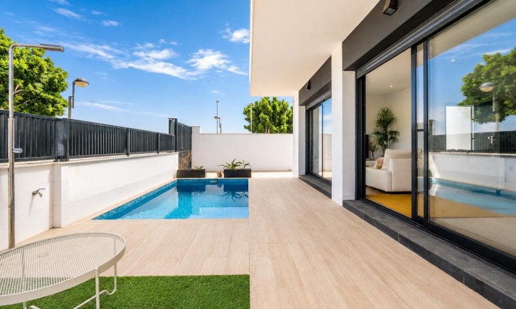 Reventa - Villa -
Roldán