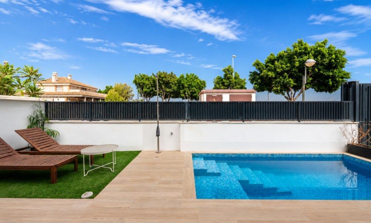 Reventa - Villa -
Roldán