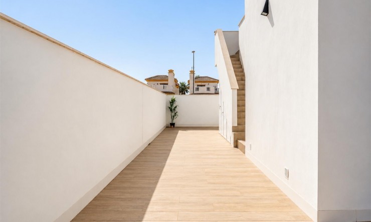 Reventa - Villa -
Roldán
