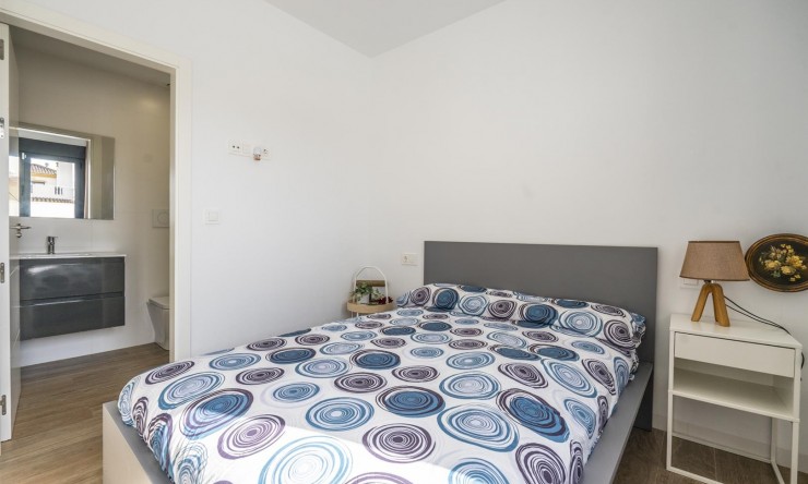 Reventa - Villa -
Roldán