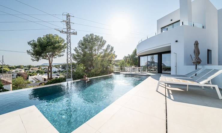Resale - Villa -
Benissa
