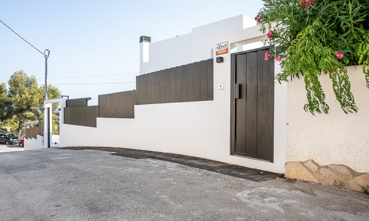 Resale - Villa -
Benissa