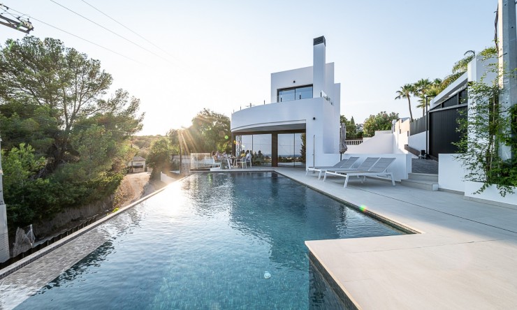 Resale - Villa -
Benissa