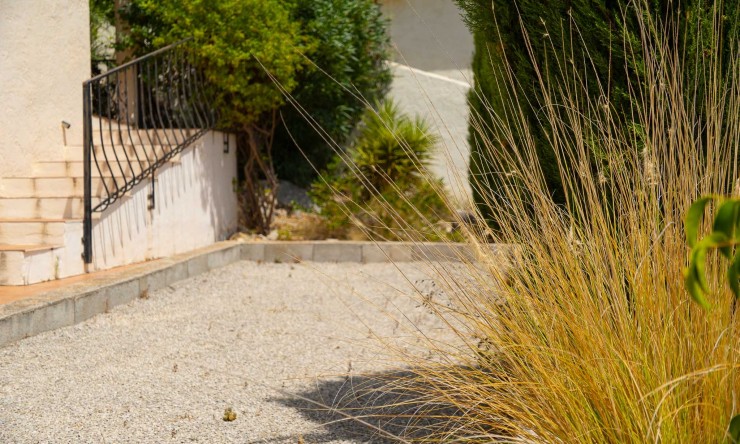 Resale - Villa -
Jalón - La Almazara