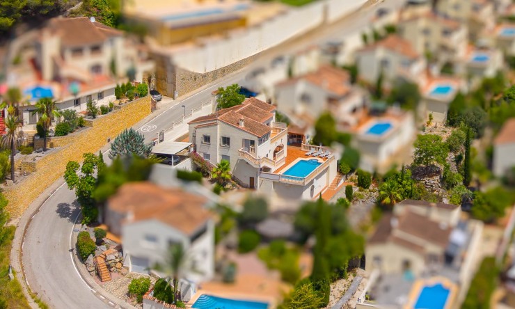 Resale - Villa -
Jalón - La Almazara