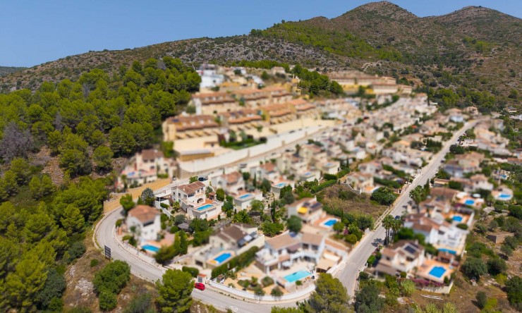 Resale - Villa -
Jalón - La Almazara