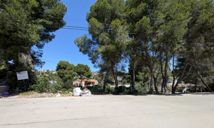 Resale - Plot -
Moraira - Pinar del Advocat