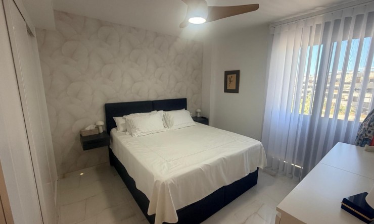 Resale - Apartment -
Los Altos - Torrevieja