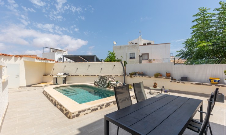 Resale - Apartment -
Orihuela Costa - Los Altos