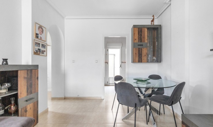 Resale - Apartment -
Orihuela Costa - Los Altos