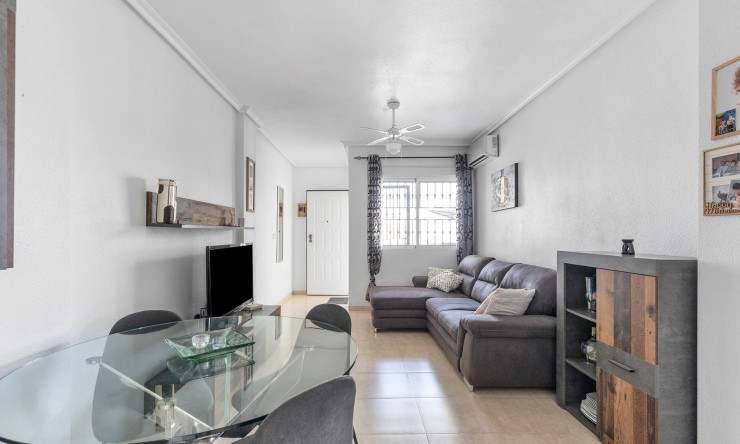 Resale - Apartment -
Orihuela Costa - Los Altos